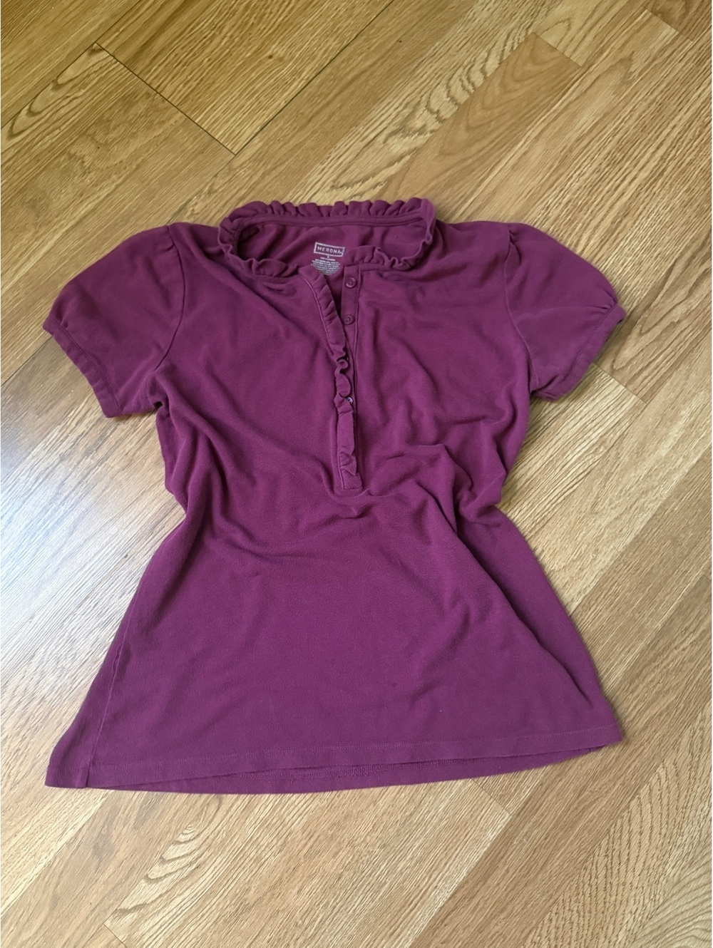 merona women's short sleeve ruffle collar top medium burgundy
